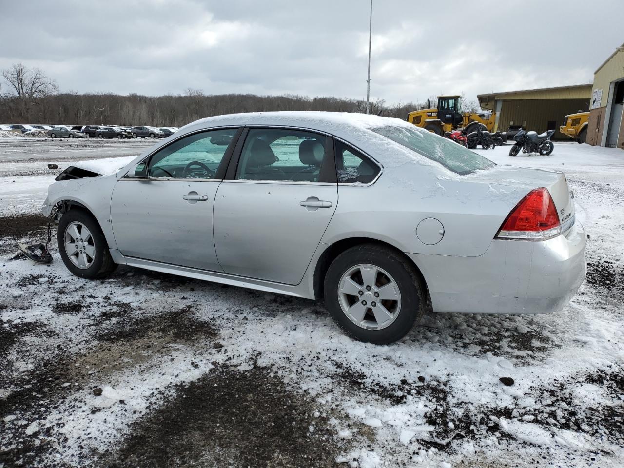 2010 Chevrolet Impala - Image 2