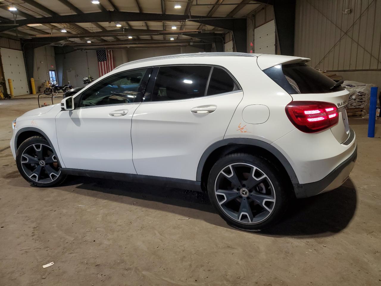2019 Mercedes-Benz GLA-klasse - Image 2
