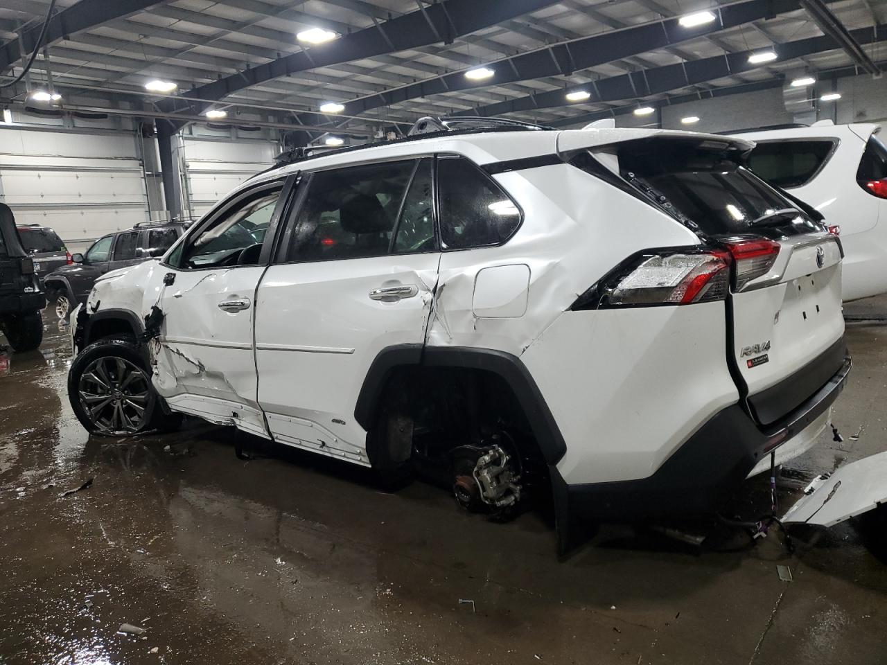 2024 Toyota RAV 4 - Image 2