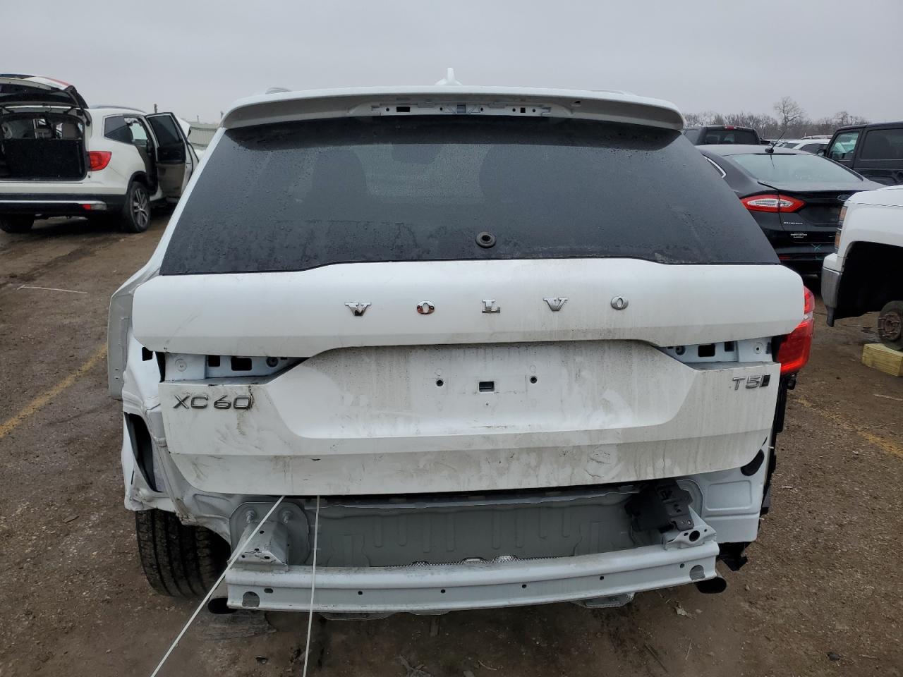 2021 Volvo XC60 - Image 6