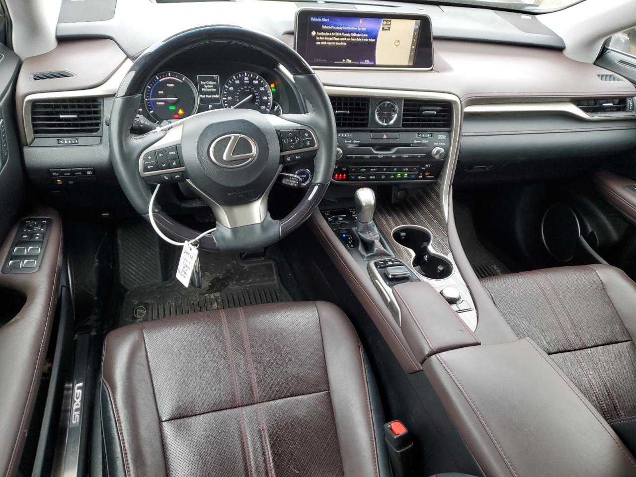 2017 Lexus RX - Image 8
