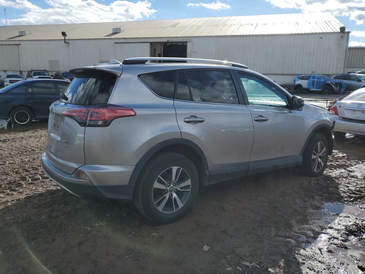 2016 Toyota RAV 4 - Image 3