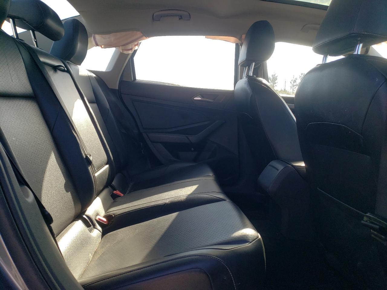 2019 Volkswagen Jetta - Image 10