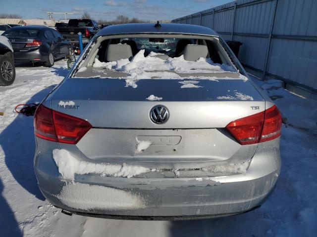  VOLKSWAGEN PASSAT 2015 Srebrny