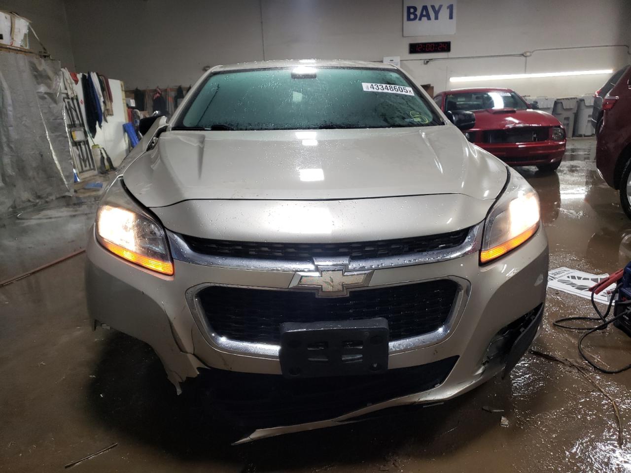 2015 Chevrolet Malibu - Image 5