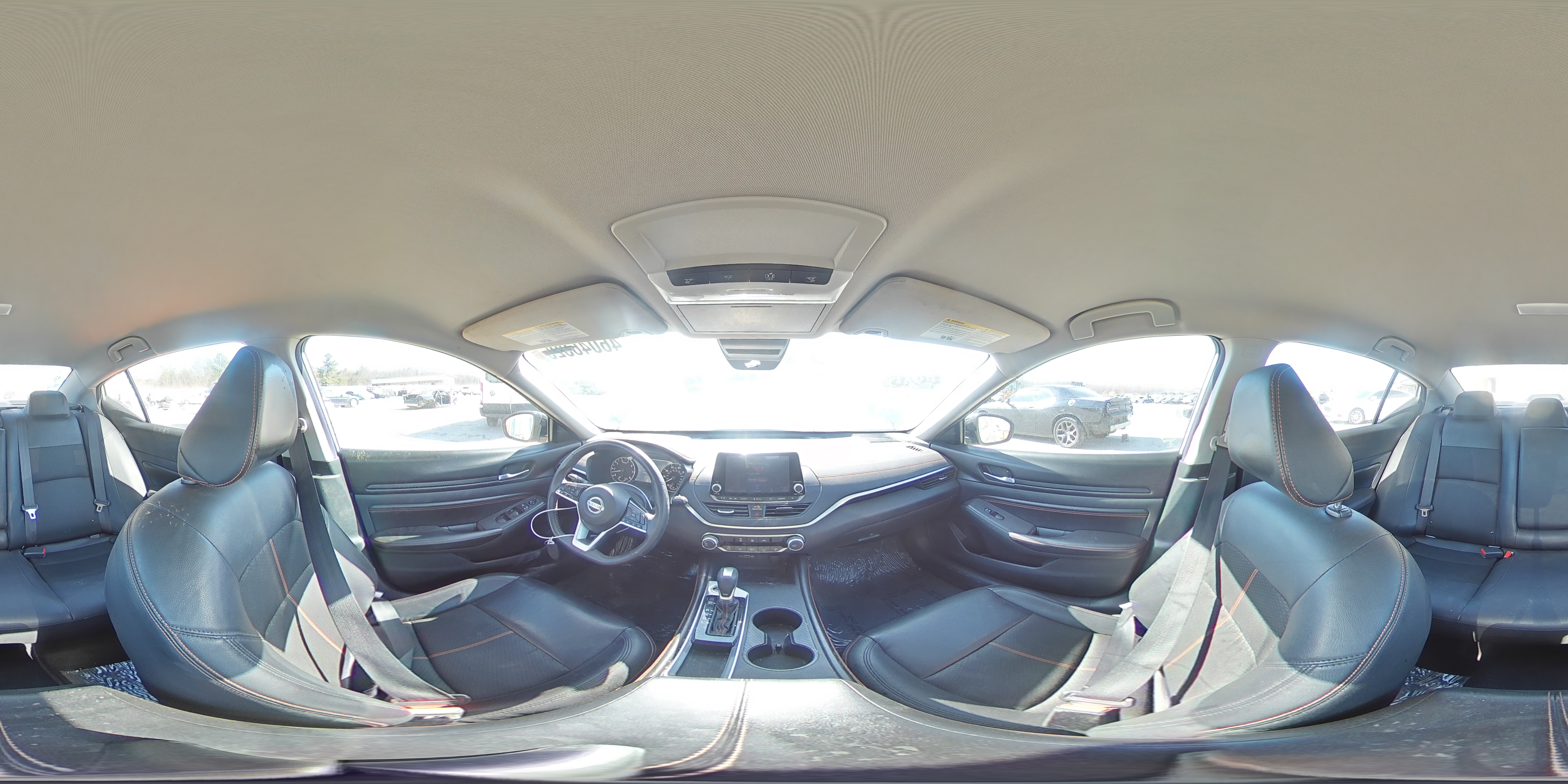 2021 Nissan Altima - Image 14