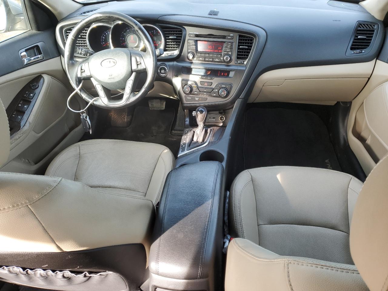 2012 Kia Optima - Image 8