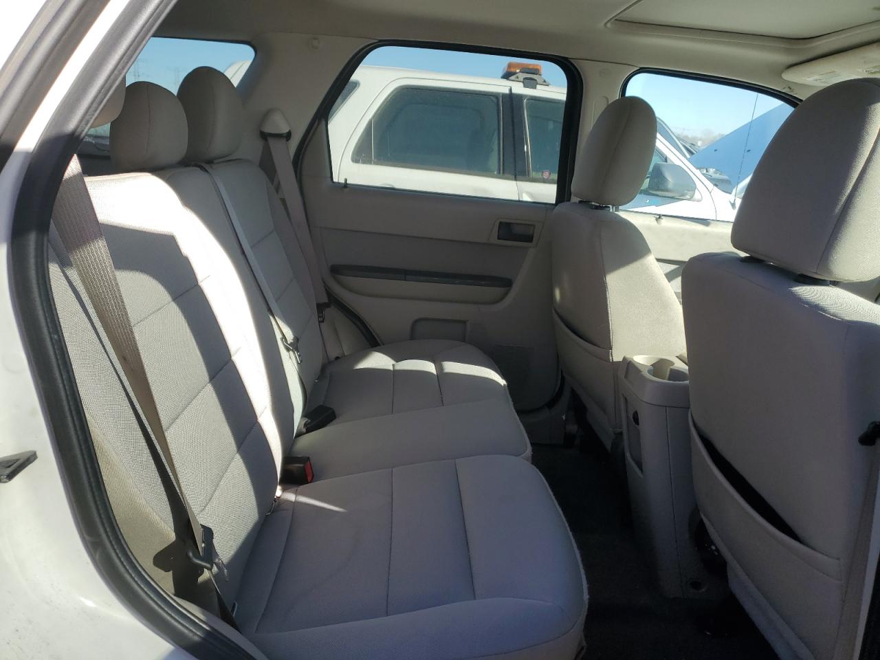 2011 Ford Escape - Image 11
