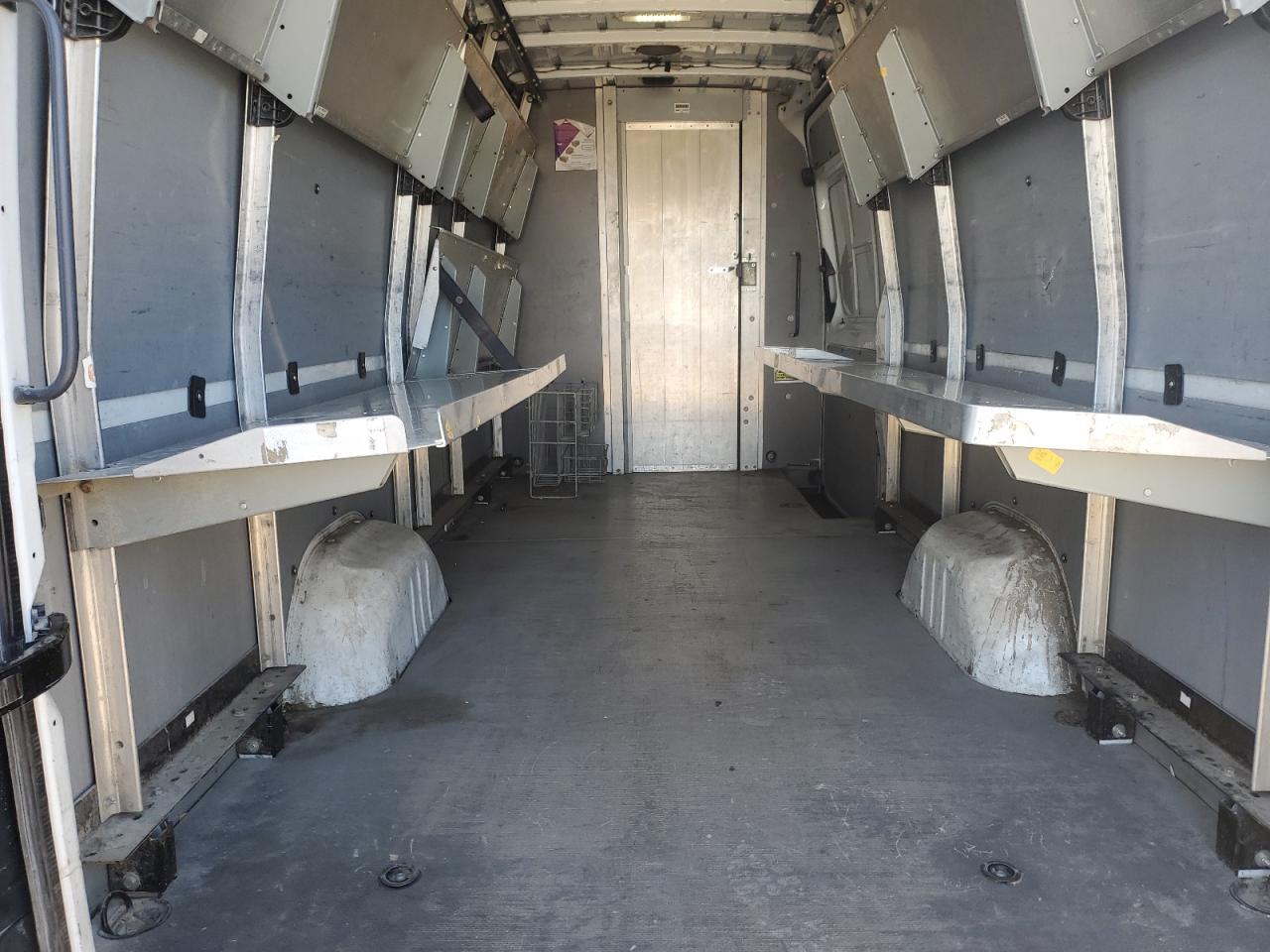 2014 Mercedes-Benz Sprinter - Image 10