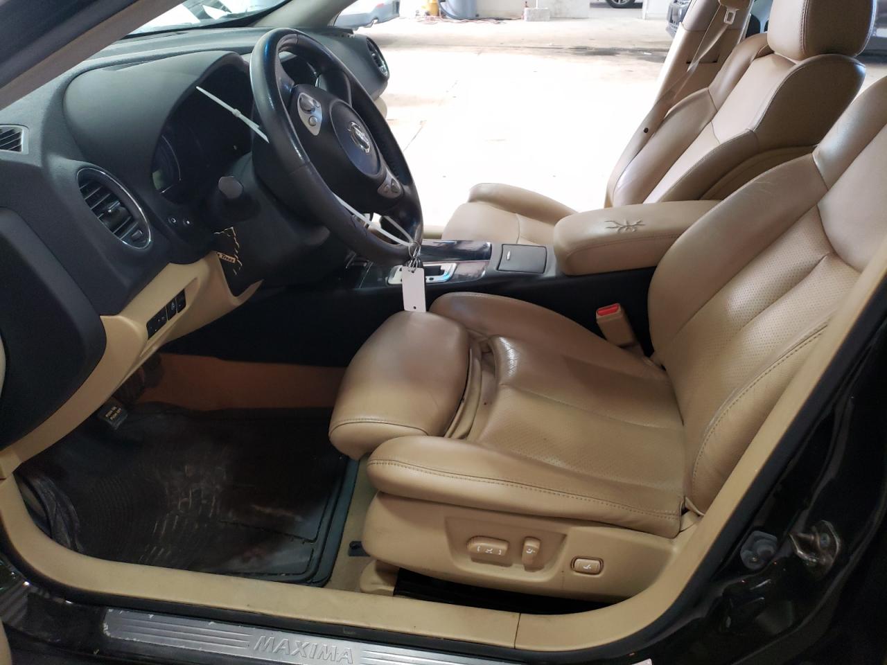 2010 Nissan Maxima - Image 7