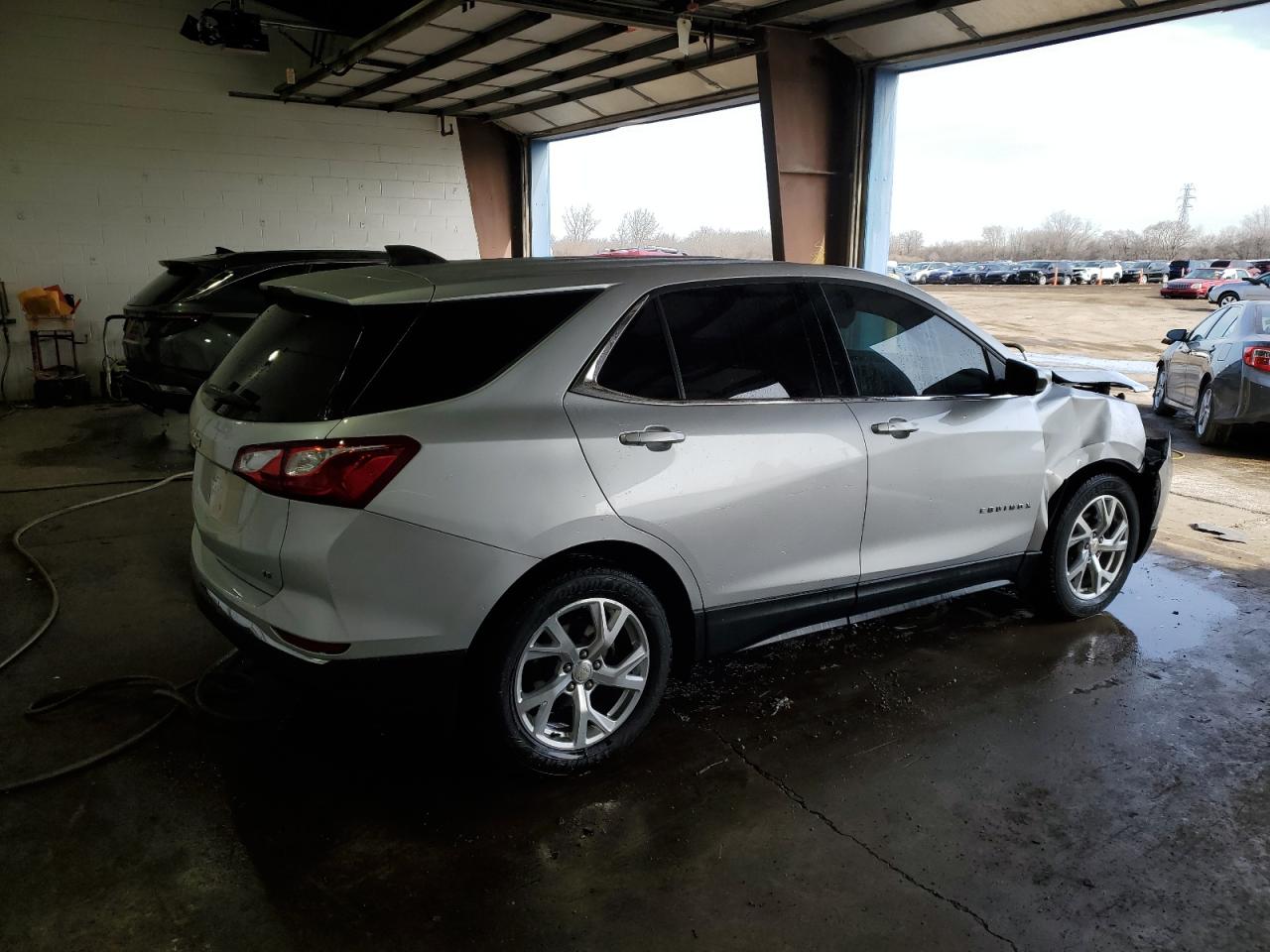 2020 Chevrolet Equinox - Image 3