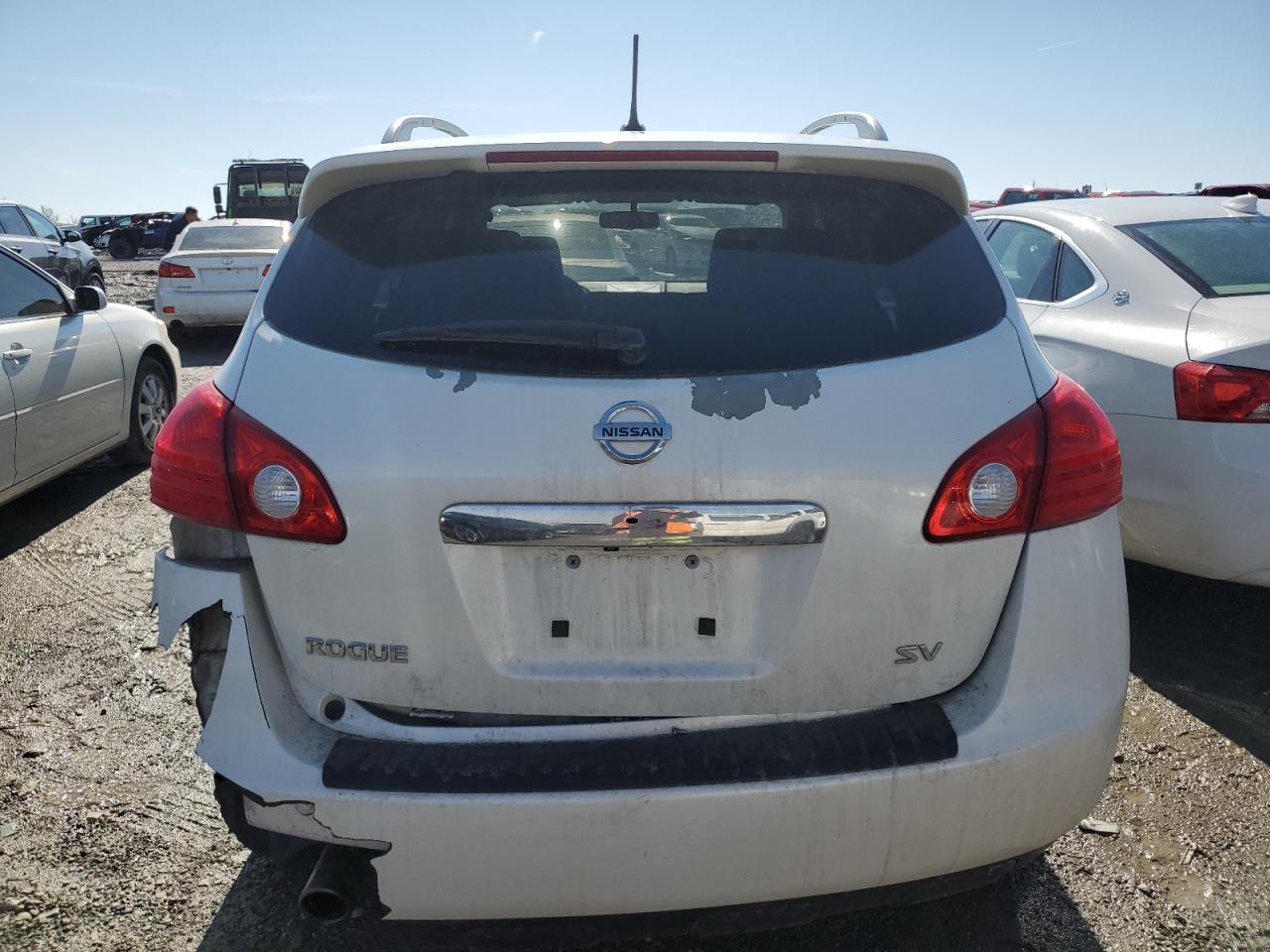 2013 Nissan Rogue - Image 6