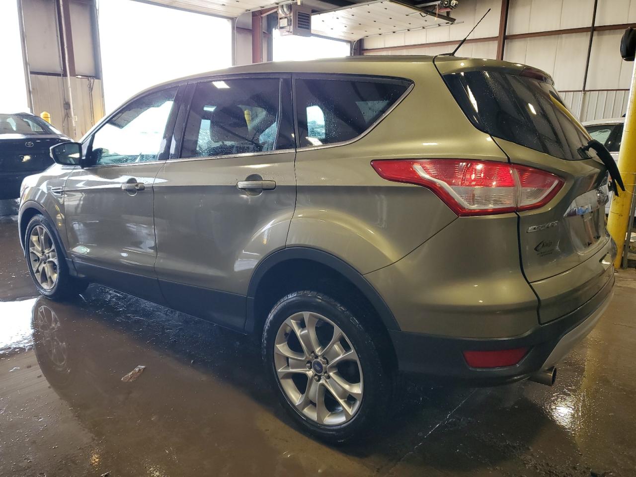 2013 Ford Escape - Image 2