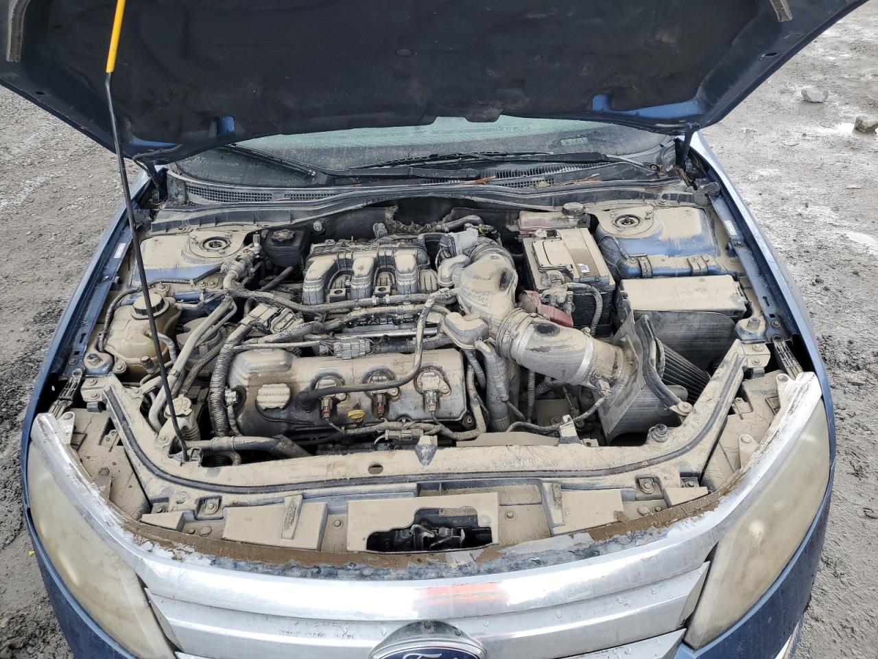 2010 Ford Fusion - Image 11