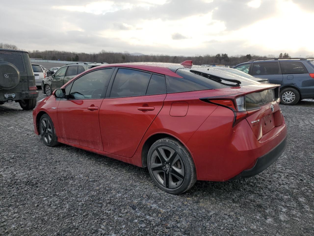 2019 Toyota Prius - Image 2