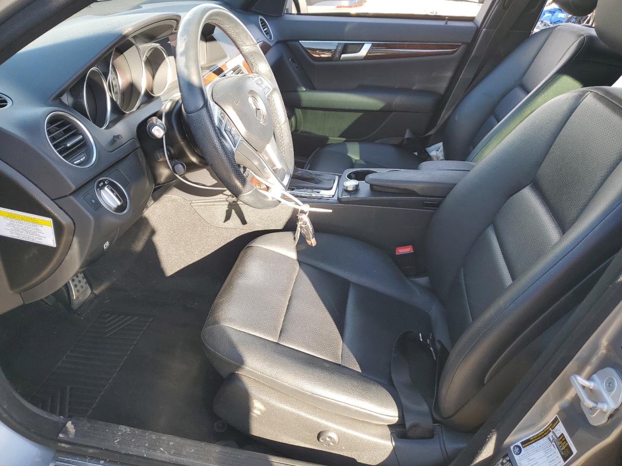 2014 Mercedes-Benz C 250 VIN: WDDGF4HB4EA947415 Lot: 45610545