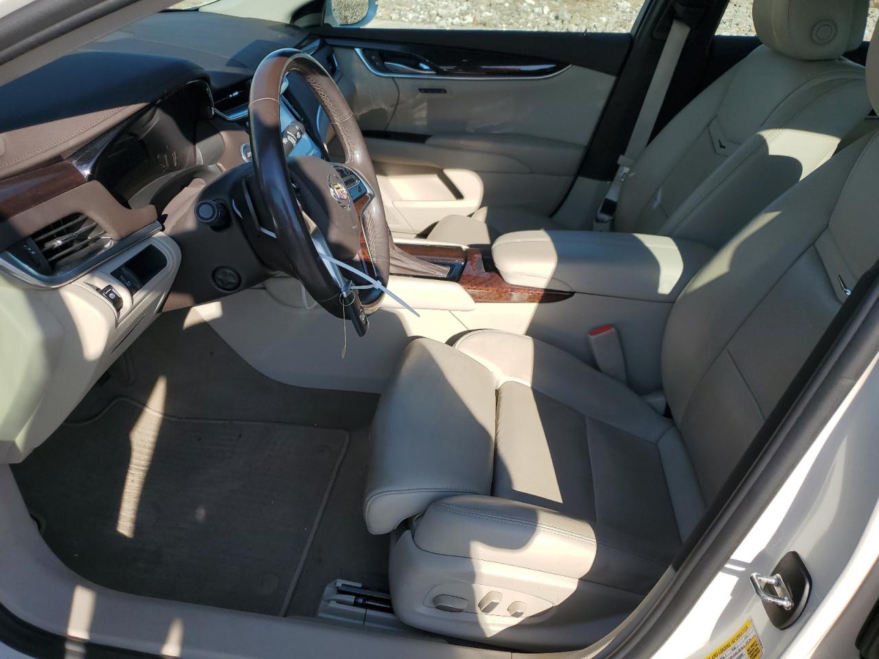 2014 Cadillac XTS - Image 7