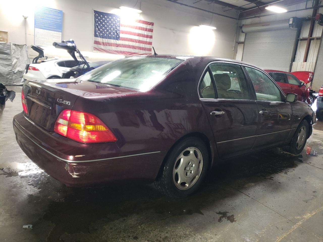 2001 Lexus LS - Image 3