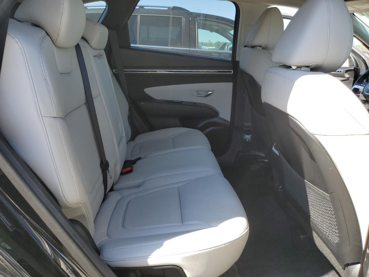 2022 Hyundai Tucson - Image 11