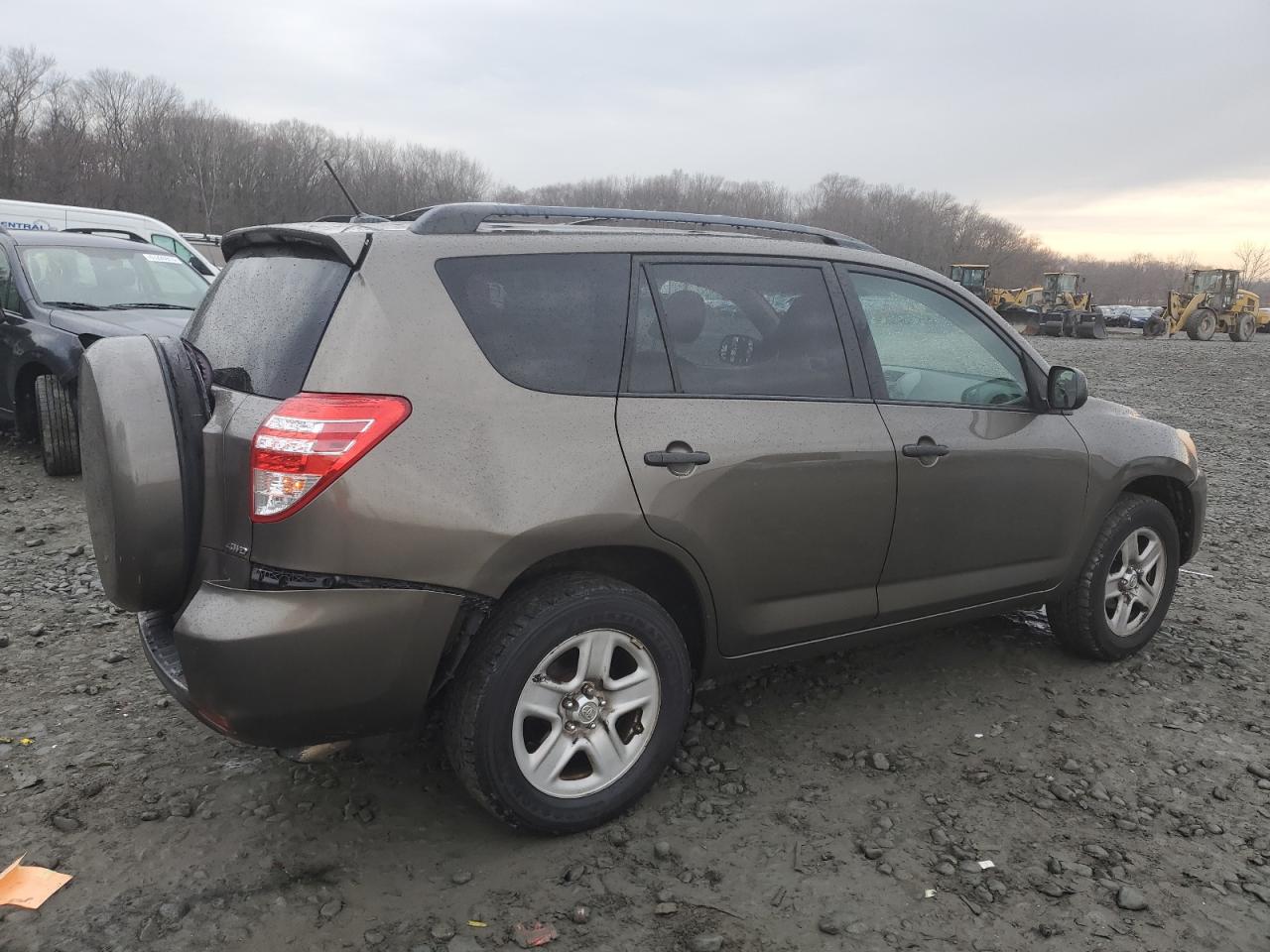 2010 Toyota RAV 4 - Image 3
