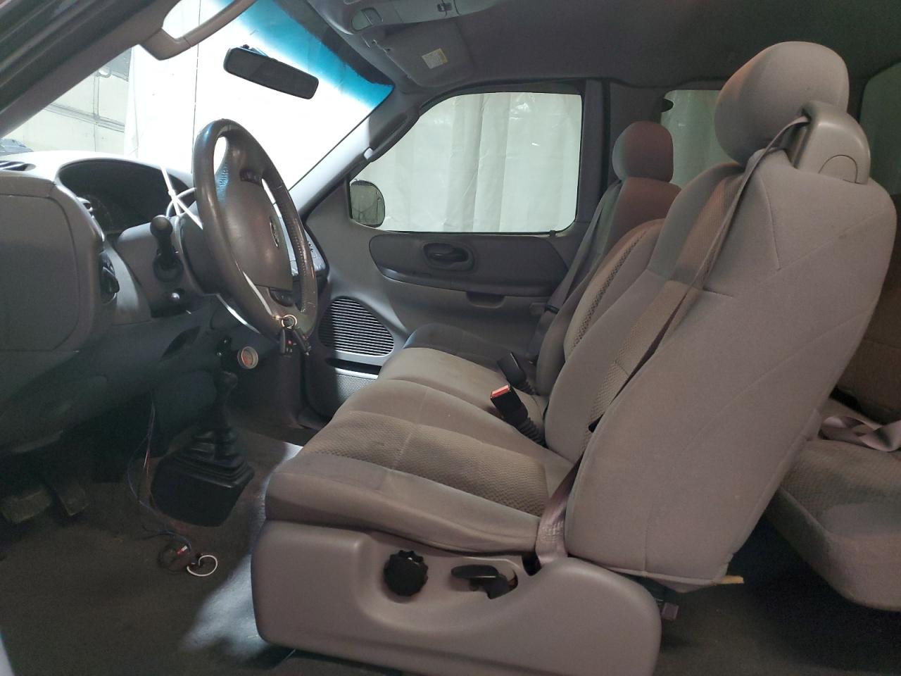 2004 Ford F-150 - Image 7