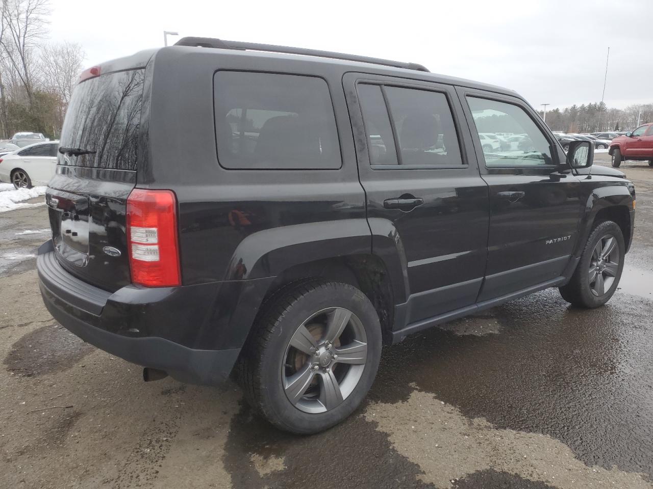 2014 Jeep Liberty (Patriot) - Image 3