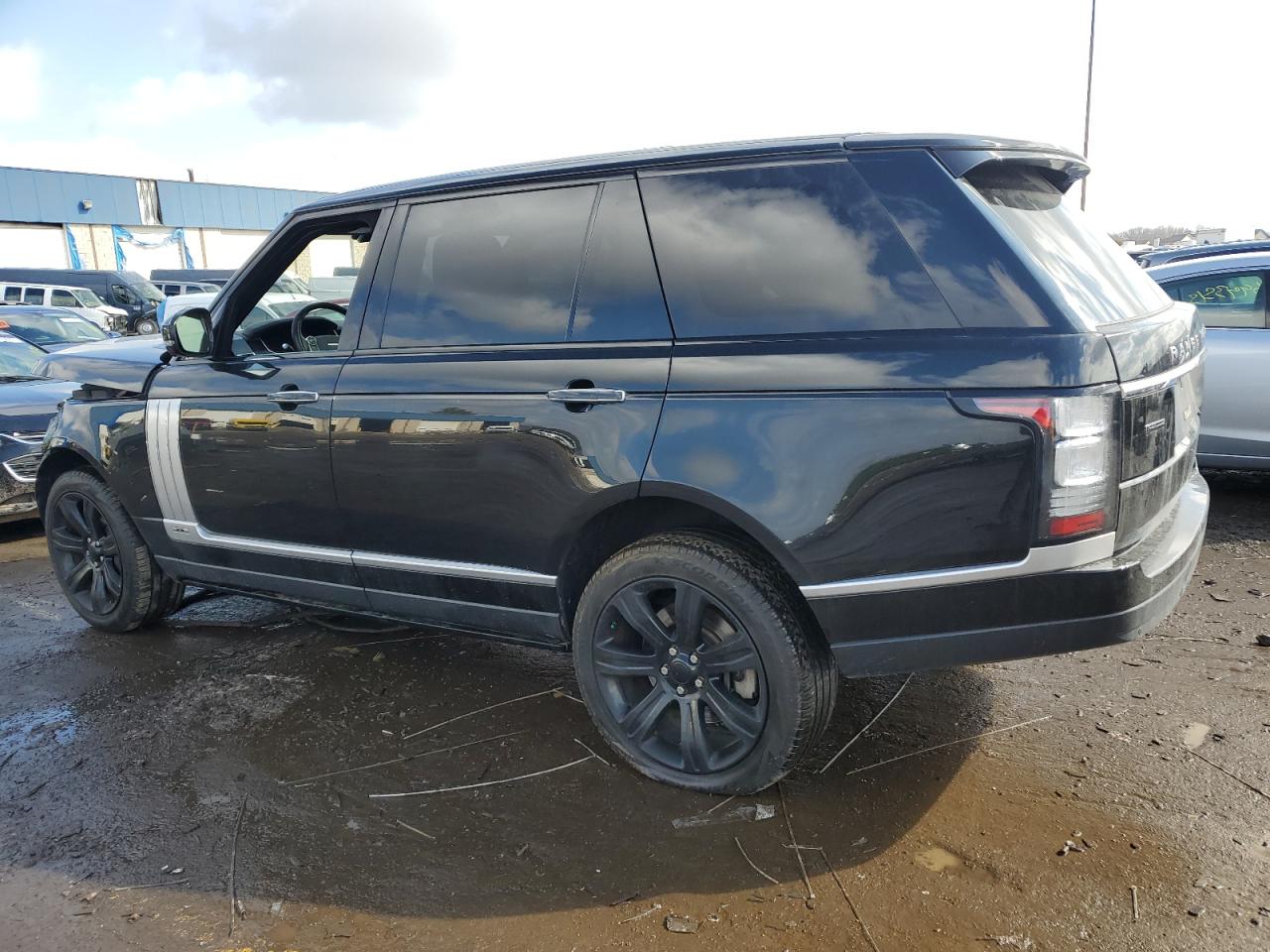 2014 Land Rover Range Rover - Image 2