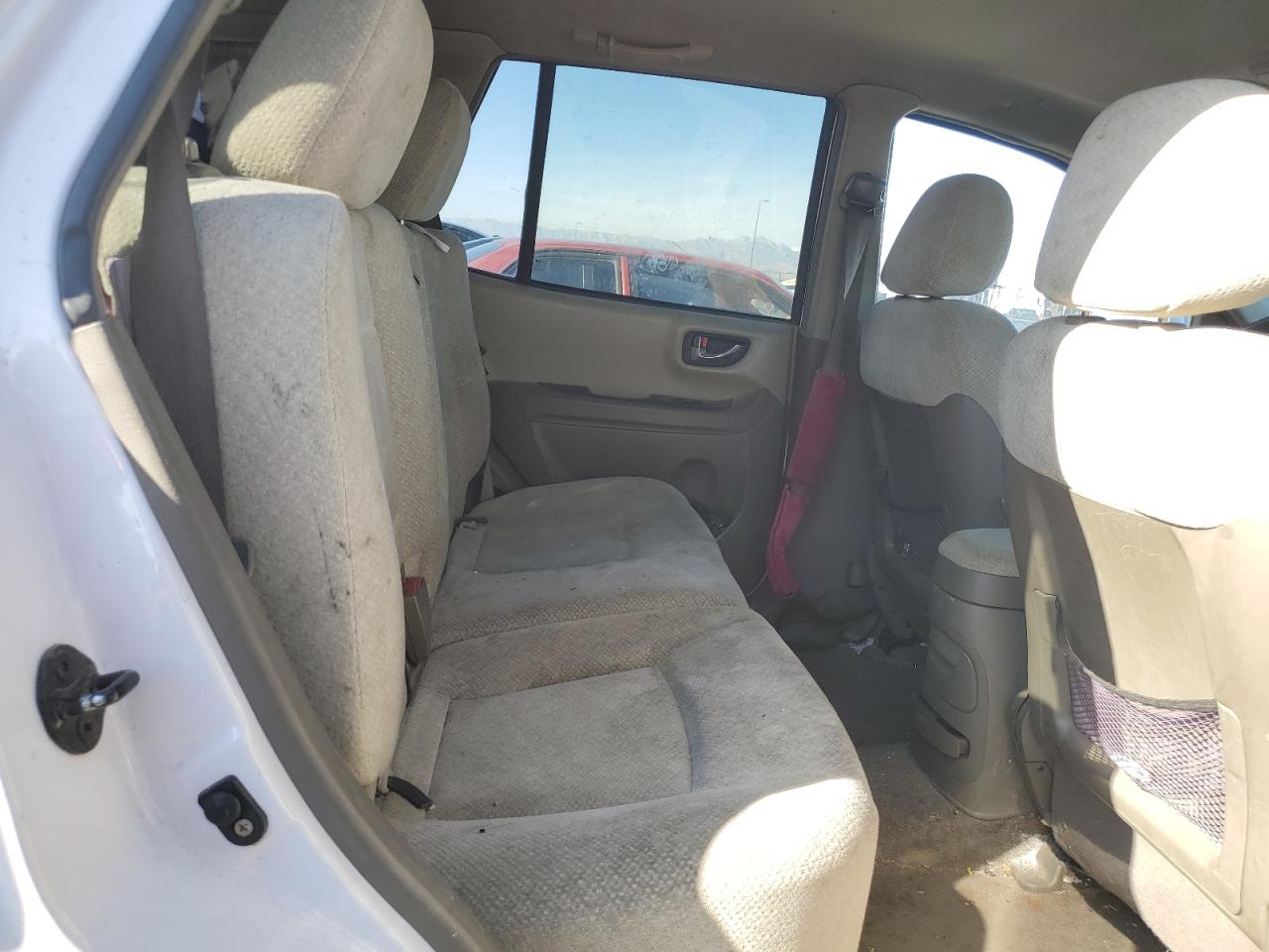 2006 Hyundai Santa Fe - Image 10