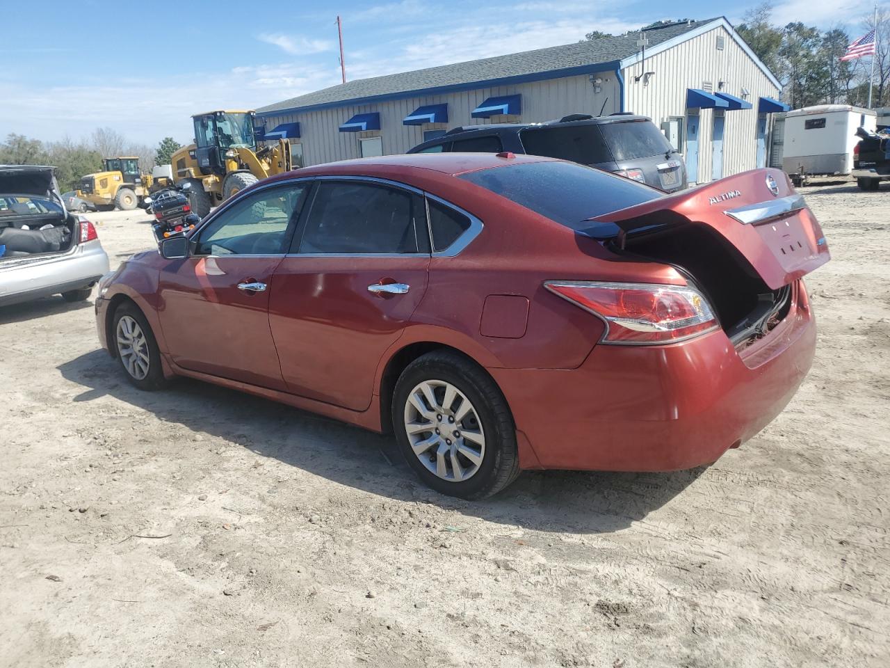 2014 Nissan Altima - Image 2