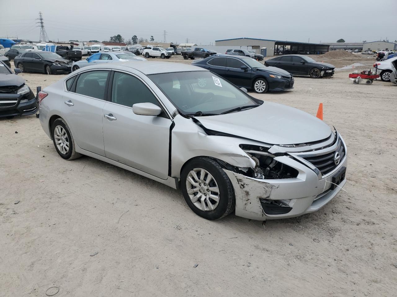 2015 Nissan Altima - Image 4