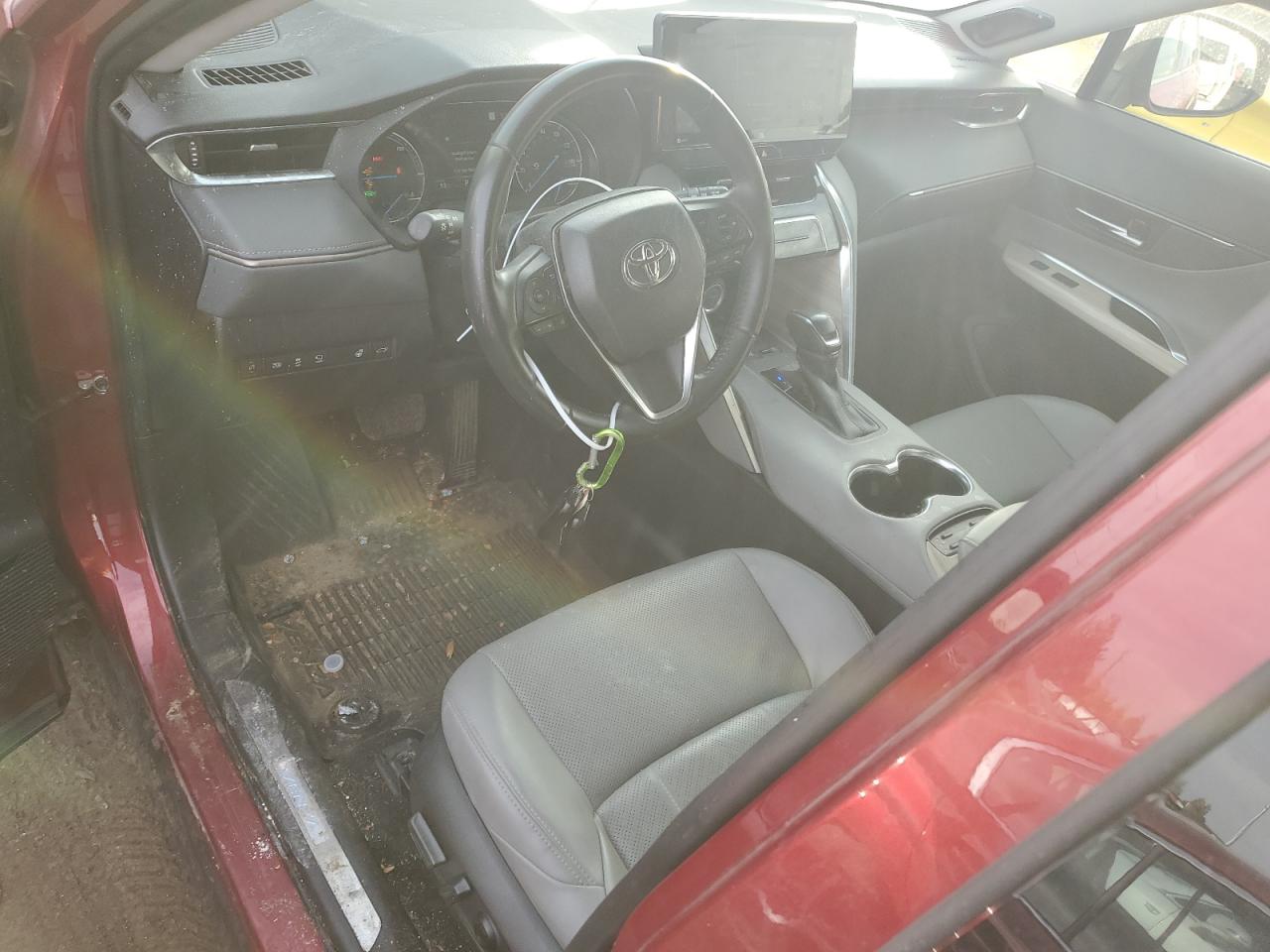 2021 Toyota Venza - Image 8
