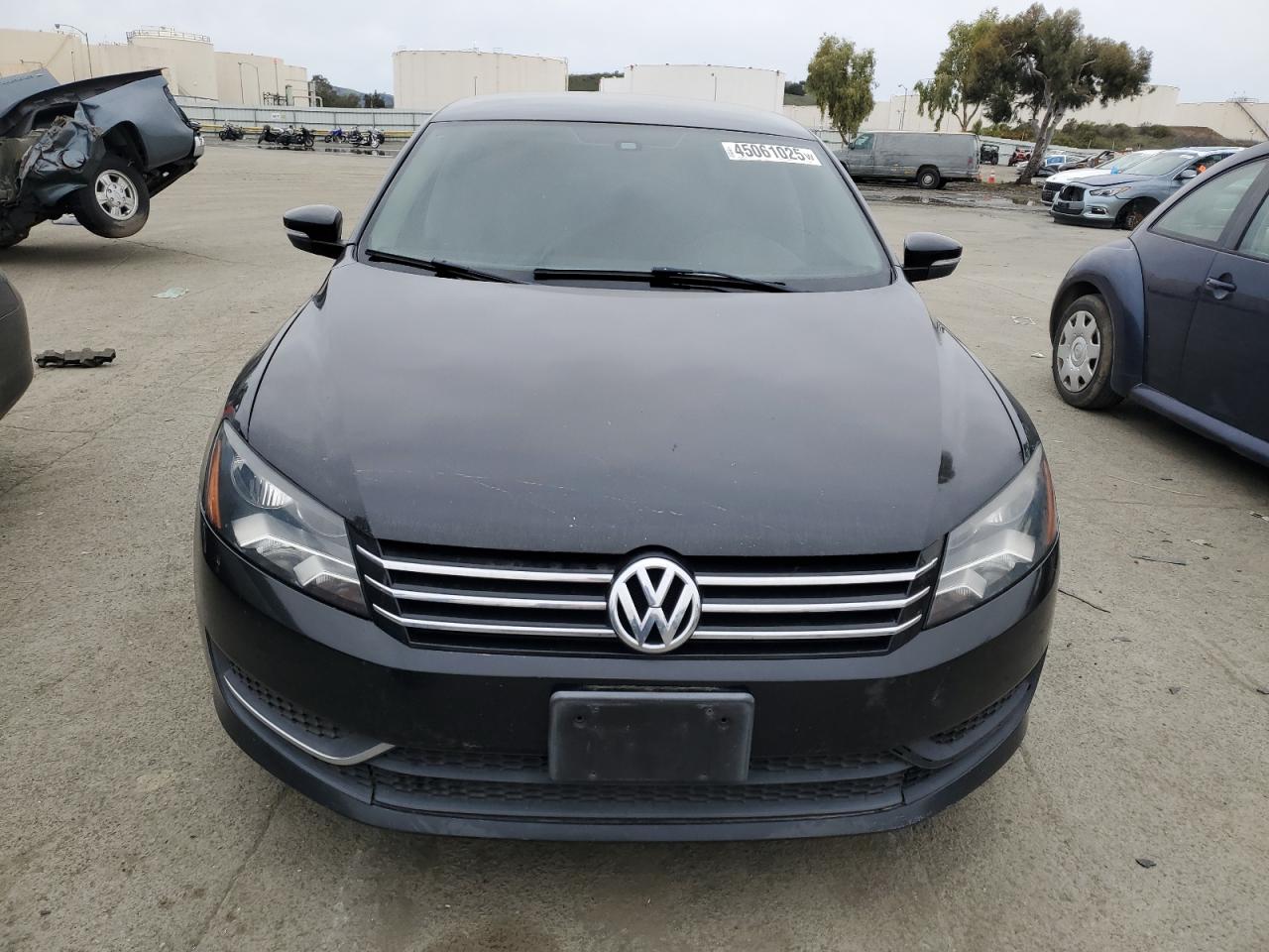 2015 Volkswagen Passat - Image 5