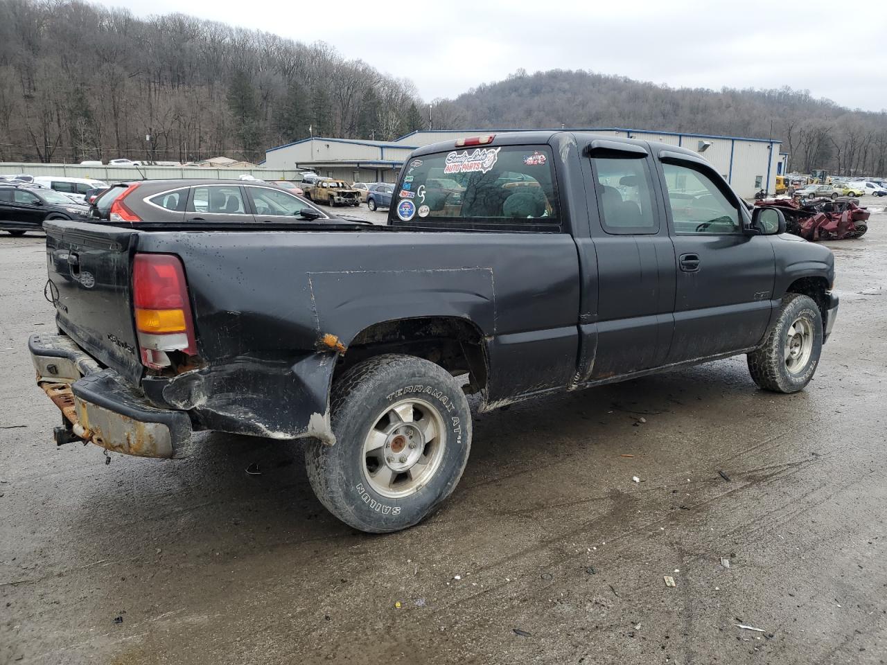 2002 Chevrolet Silverado - Image 3
