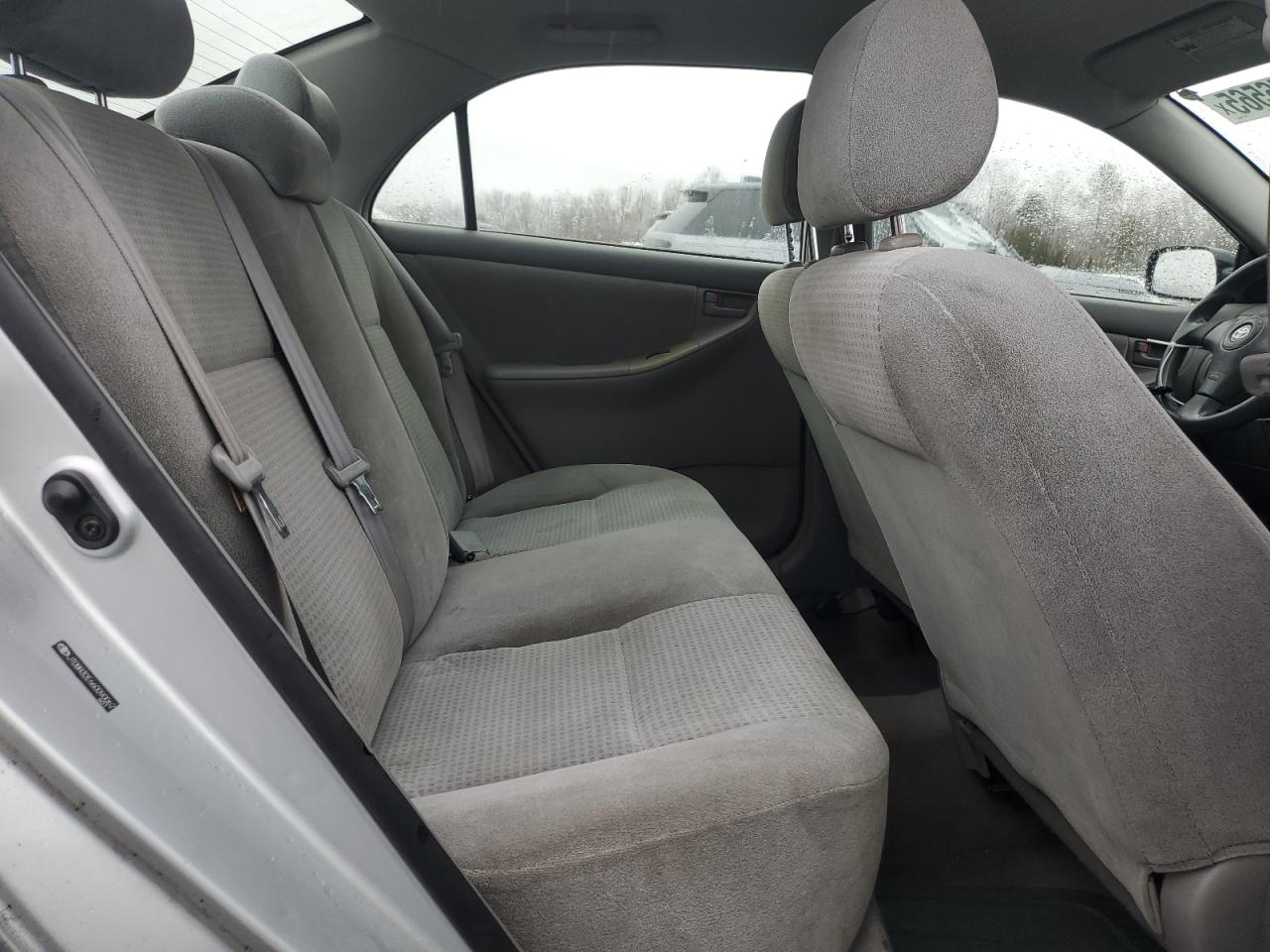 2006 Toyota Corolla - Image 10