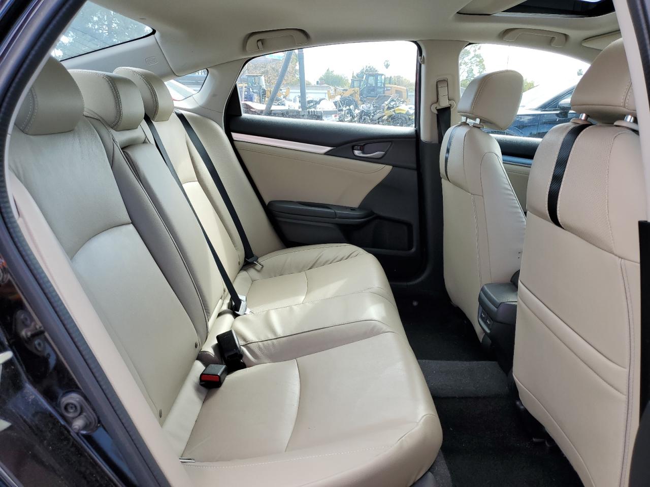 2016 Honda Civic - Image 10