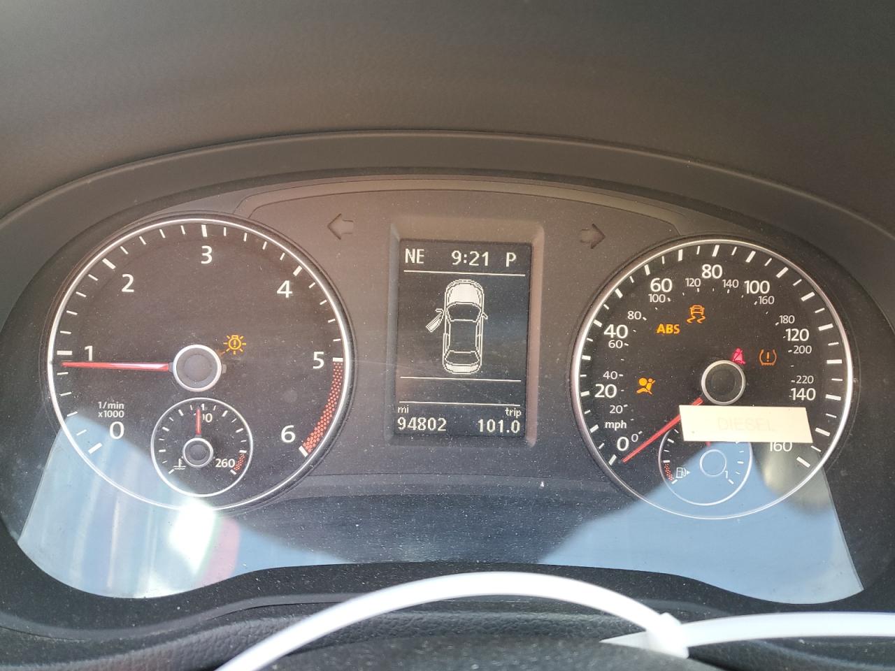 2015 Volkswagen Passat - Image 9