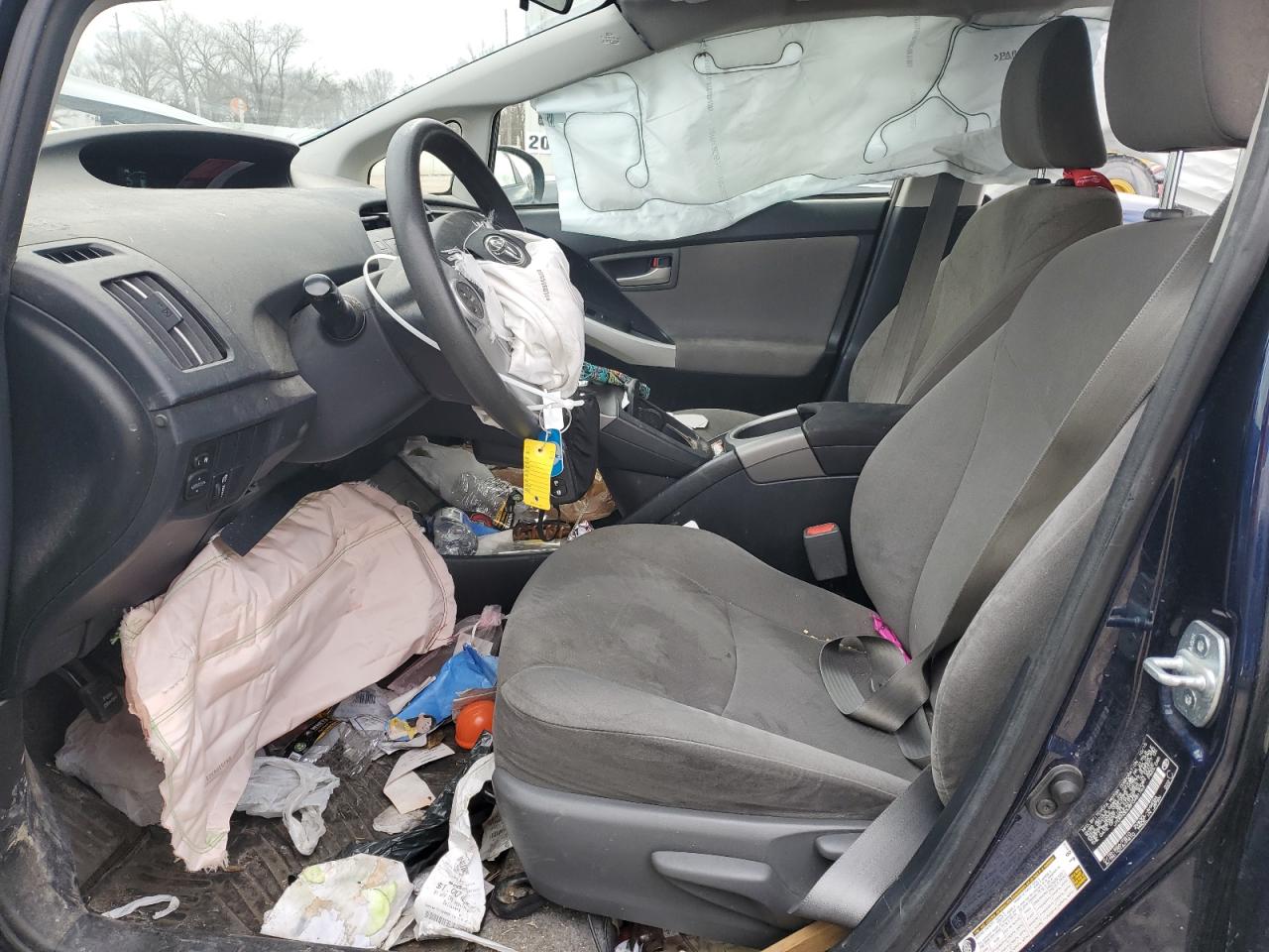 2015 Toyota Prius - Image 7