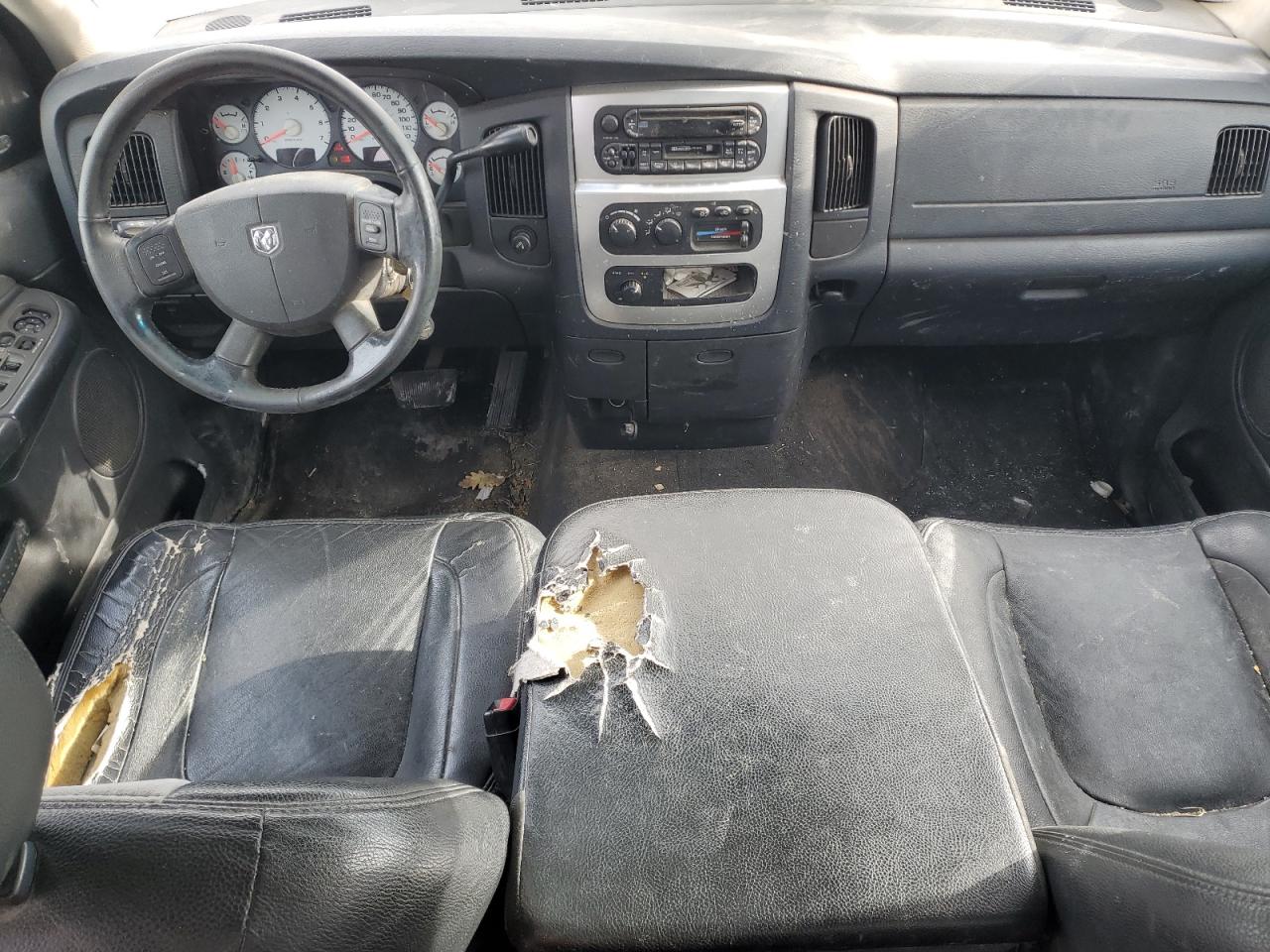 2005 Dodge RAM - Image 8