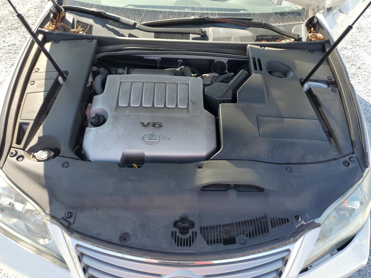 2011 Lexus ES - Image 11