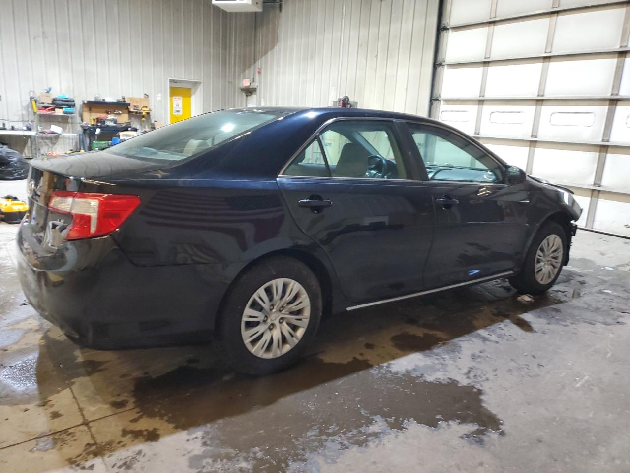 2014 Toyota Camry - Image 3