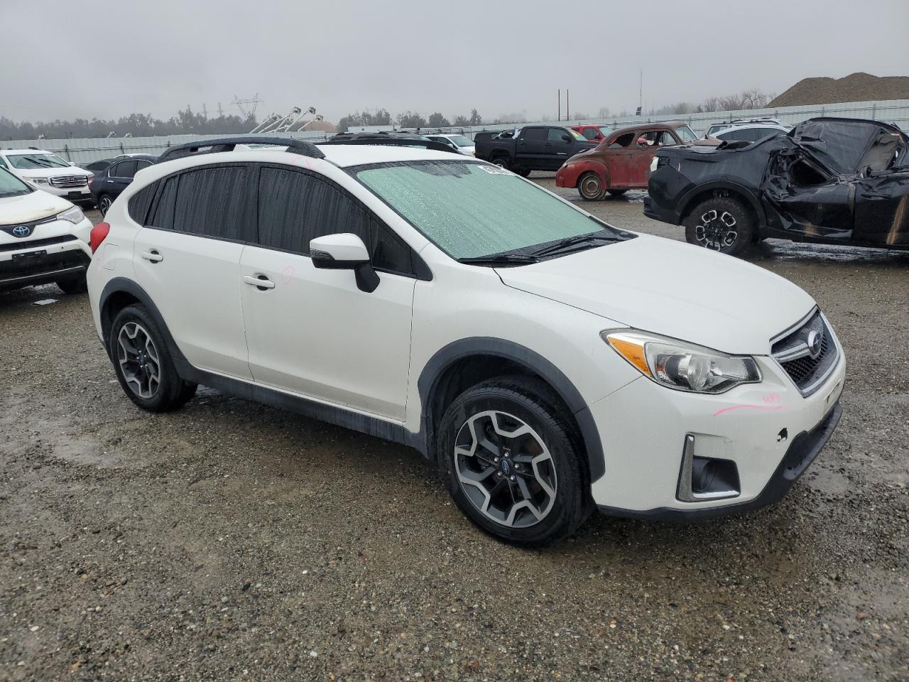 2016 Subaru XV - Image 4