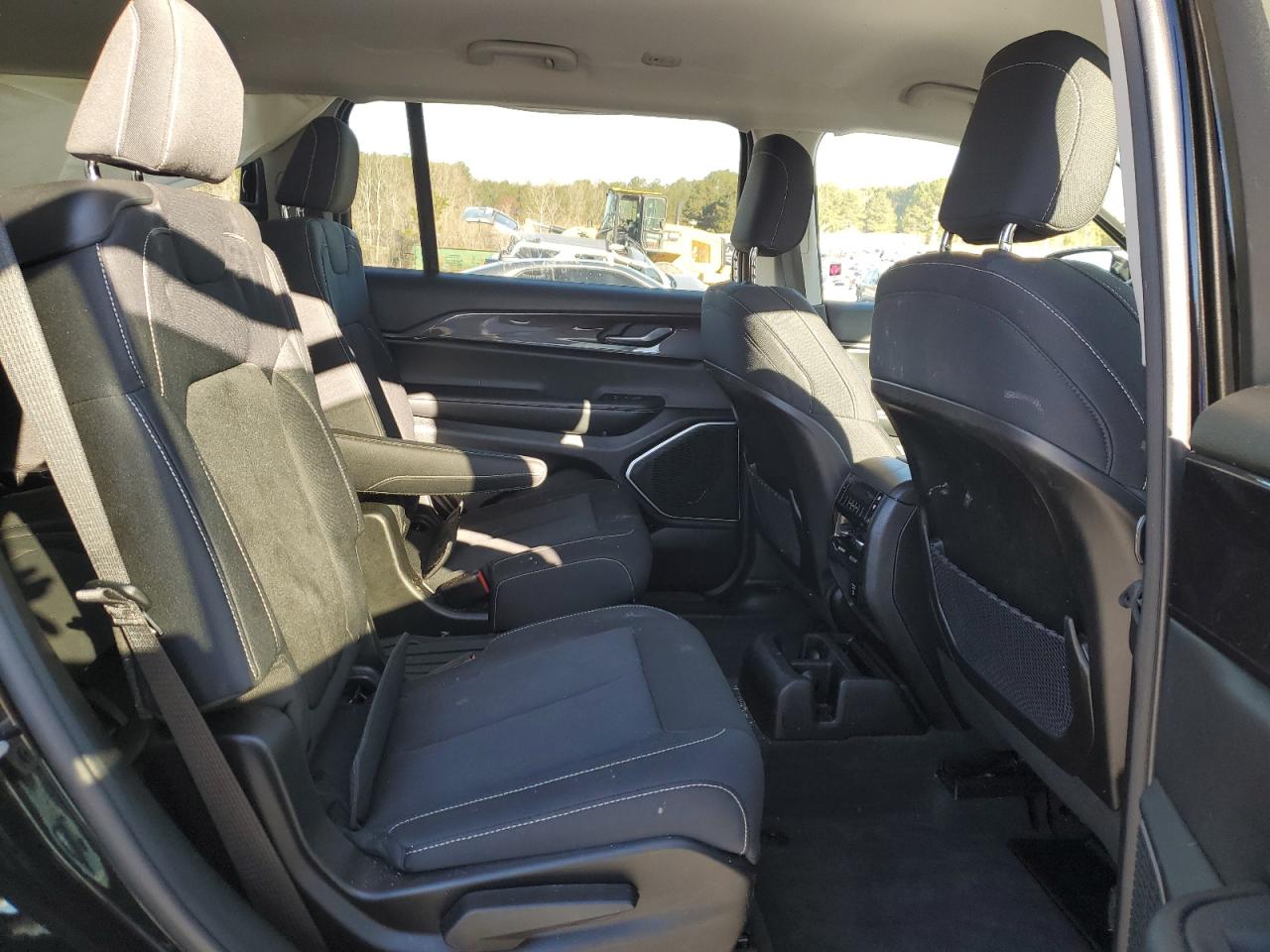 2021 Jeep Grand Cherokee - Image 11