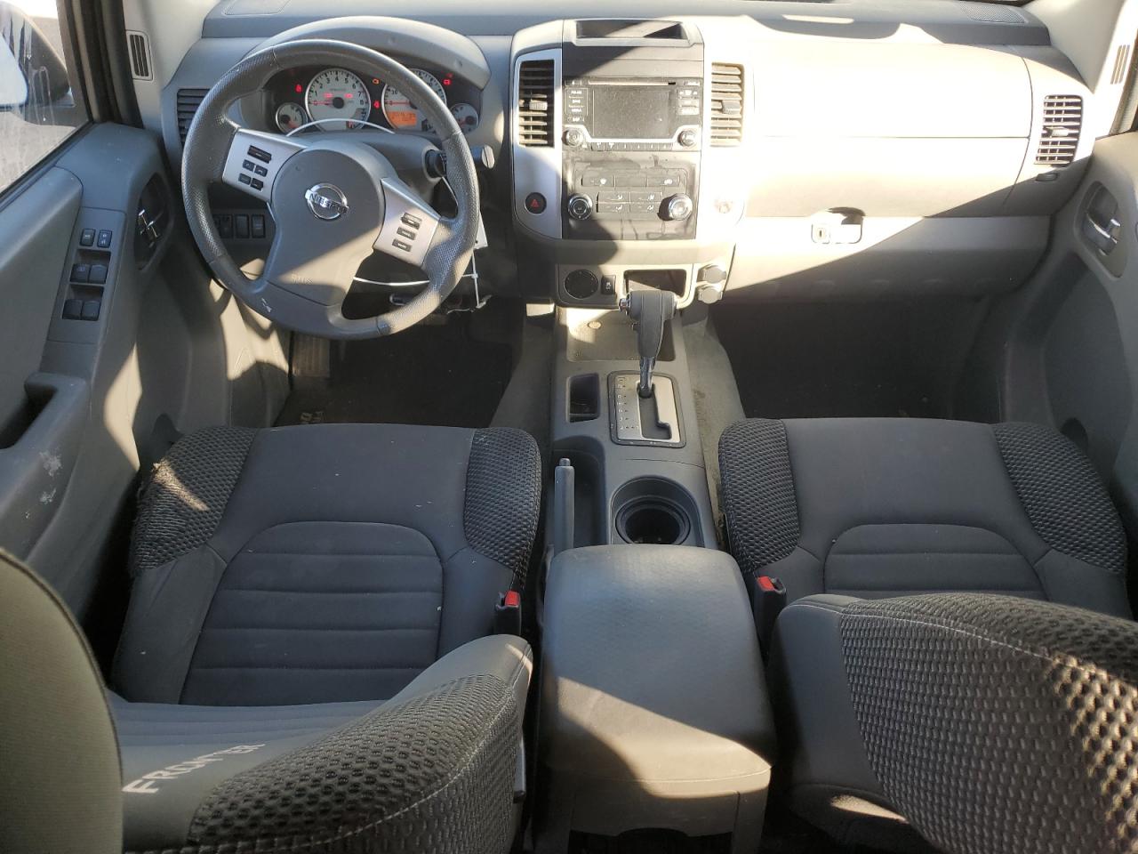 2015 Nissan Navara (Frontier) - Image 8