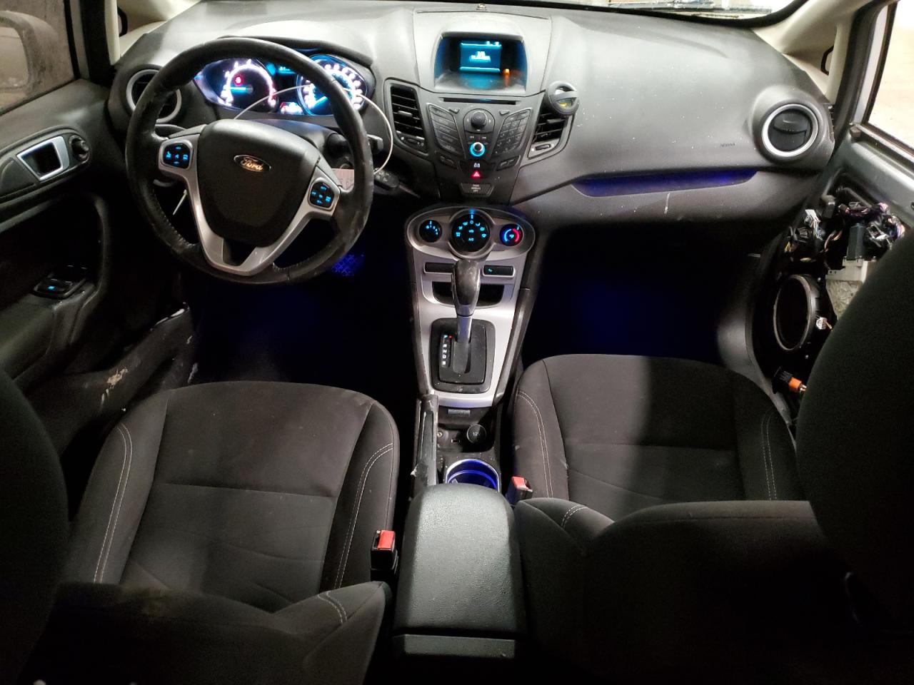 2015 Ford Fiesta - Image 8
