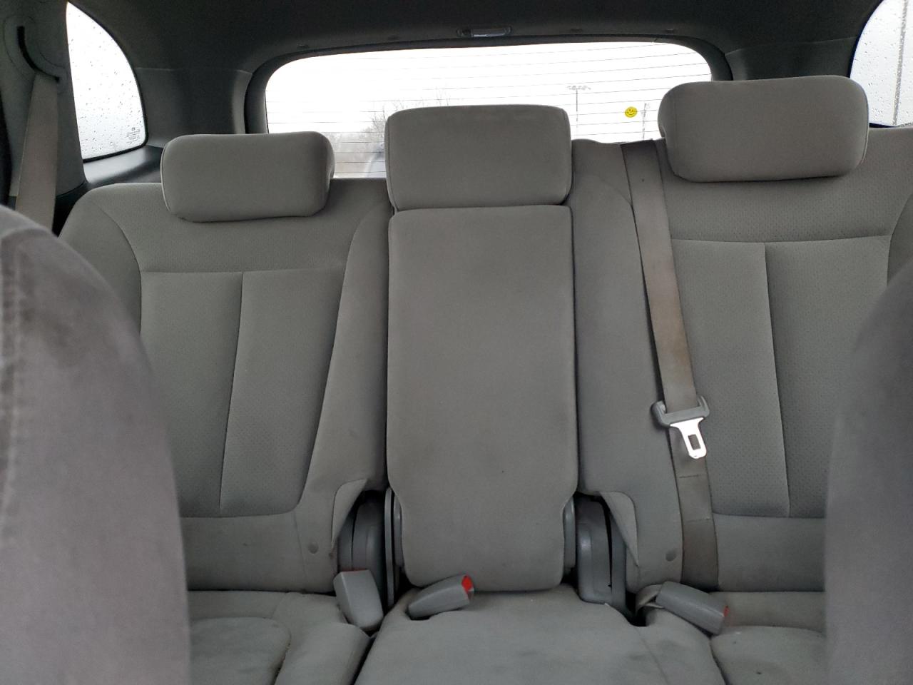2009 Hyundai Santa Fe - Image 10