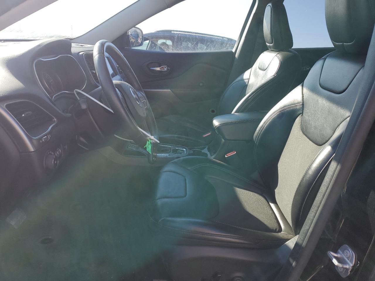 2019 Jeep Grand Cherokee - Image 7