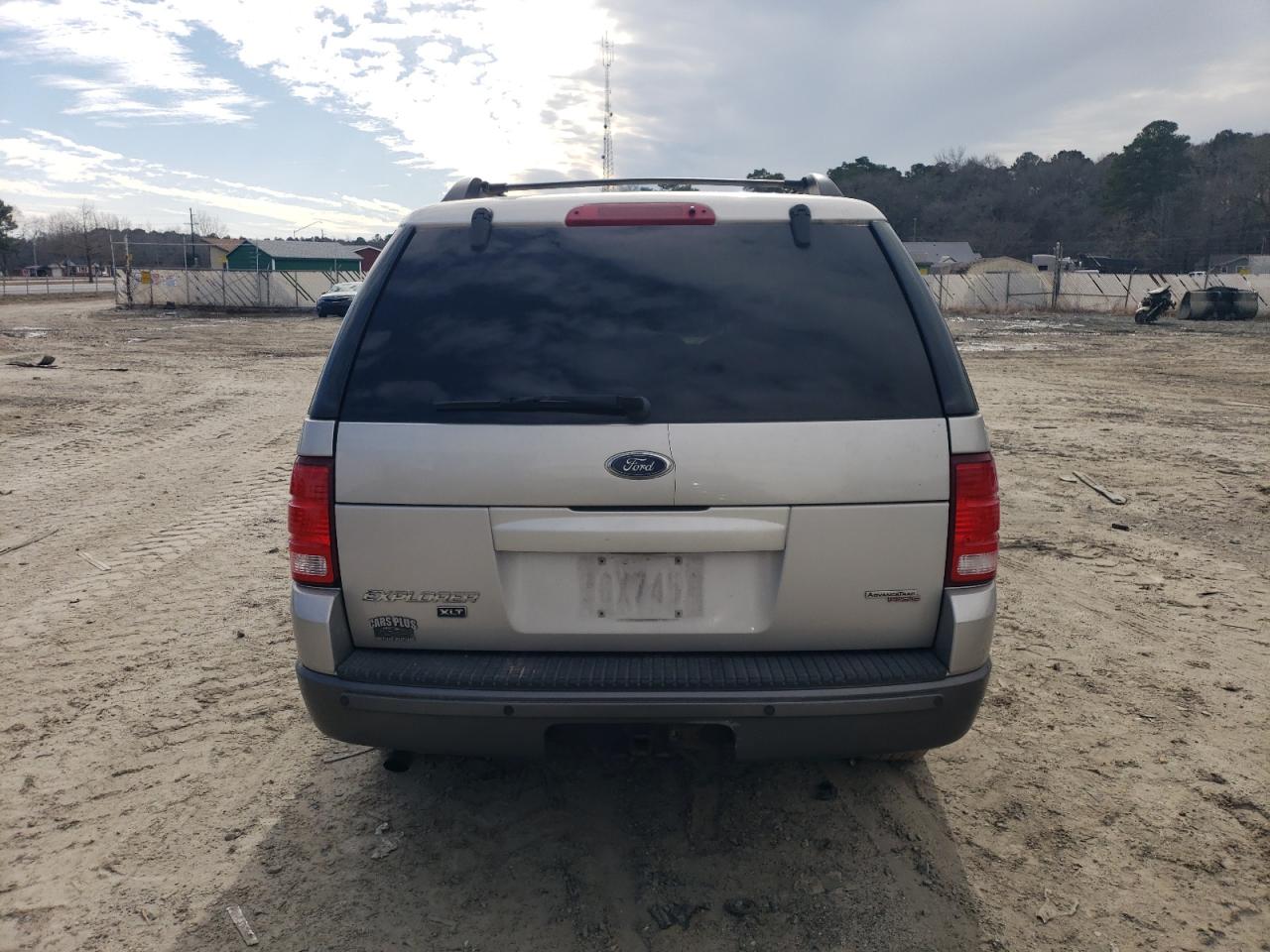 2005 Ford Explorer - Image 6