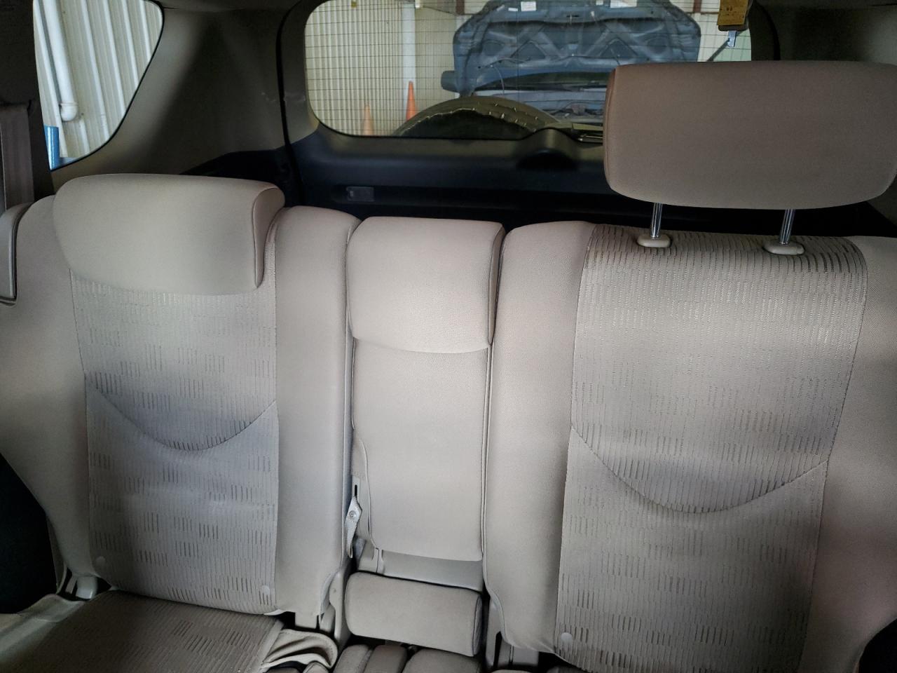 2010 Toyota RAV 4 - Image 10