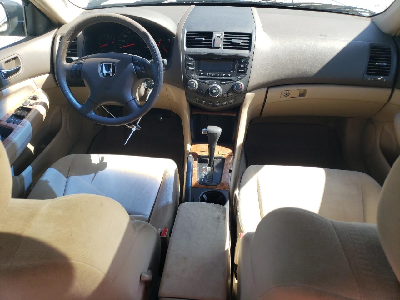 2005 Honda Accord - Image 8