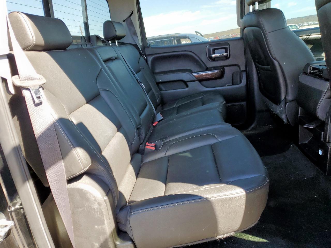 2015 GMC Sierra - Image 10